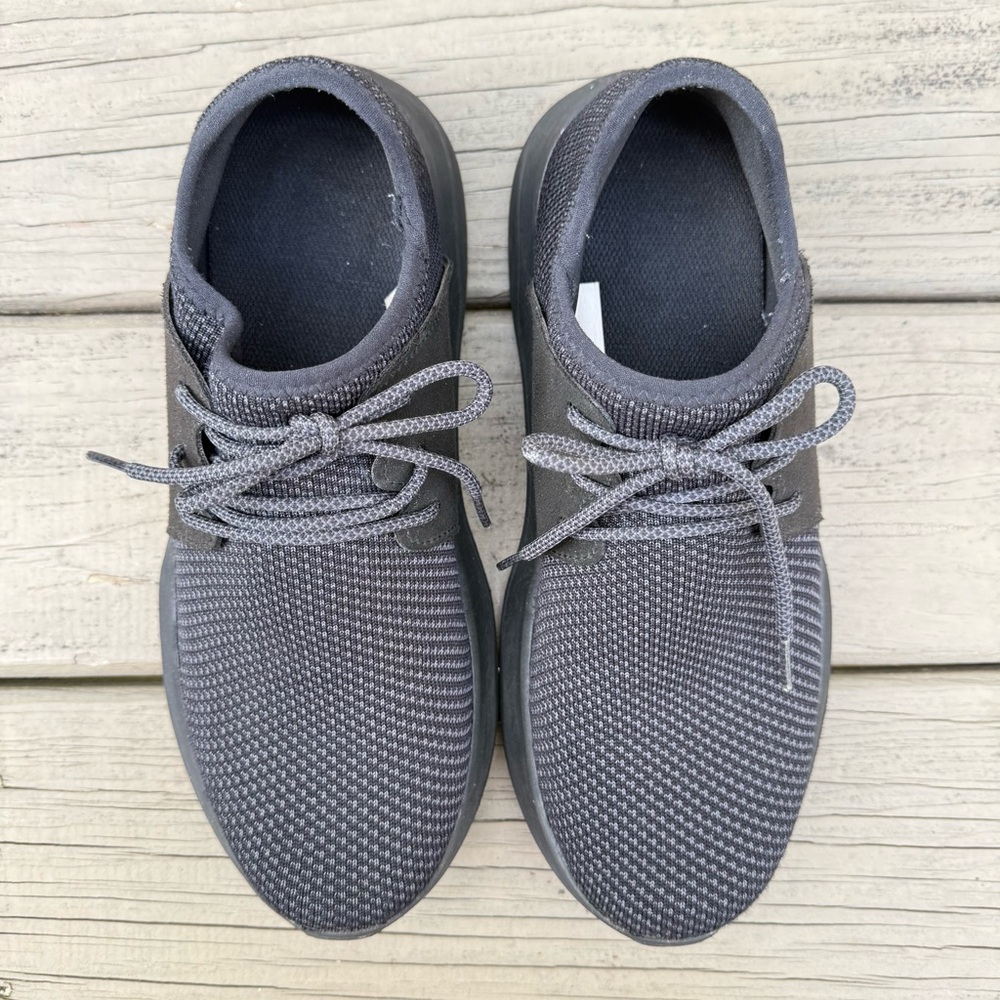 Vessi Everyday Classic Waterproof Sneakers in all black size 11 - Picture 6 of 14